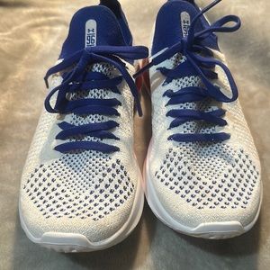 Under Armour Flow Velociti SE shoes